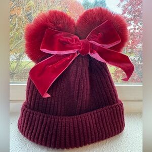NWT Kids Teen Pom-Pom Hat